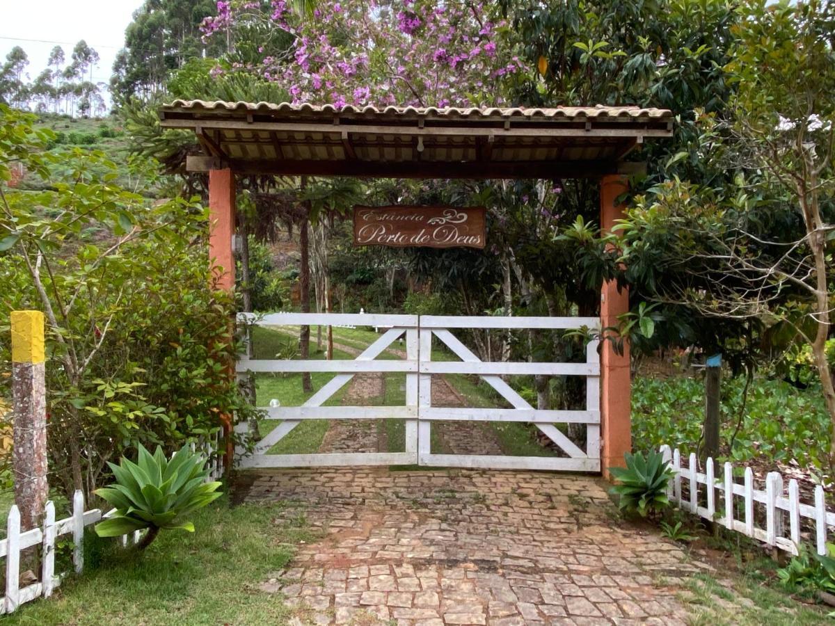 Chale Da Estancia Santa Teresa - Es Alto Sao Lourenco- Proximo Ao Circuito Caravaggio Exterior photo
